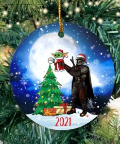 The Mandalorian baby yoda Christmas ornament 1
