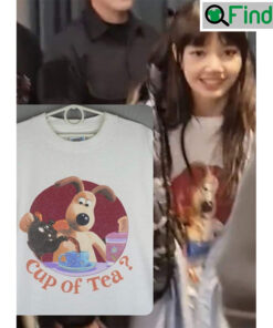 Lisa Blackpink Cup Of Tea T shirt Gift For Blink