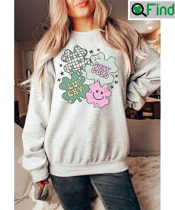 Retro Stay Gold Lucky St Patricks Day Sweater