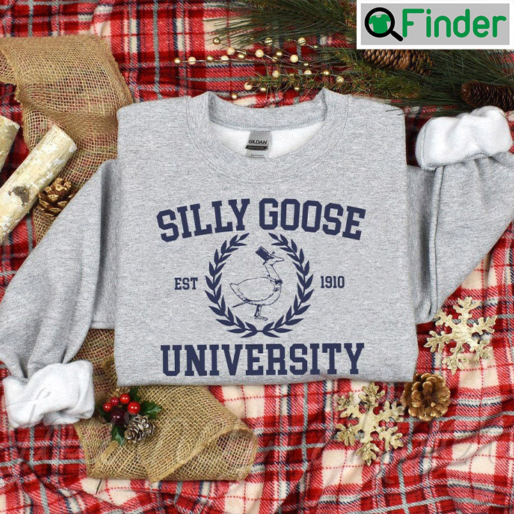 Vintage Silly Goose University Funny Unisex Crewneck Sweatshirt Vintage Silly Goose University Funny Unisex Crewneck Sweatshirt