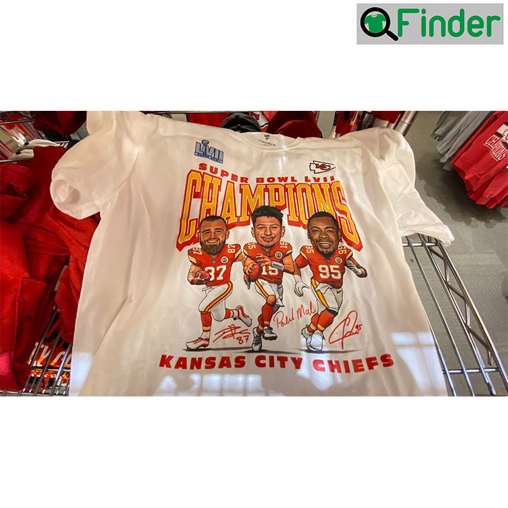 Travis Kelce Patrick Mahomes Chris Jones Champion Signature T shirt Travis Kelce Patrick Mahomes Chris Jones Champion Signature T shirt