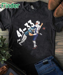 black T shirt Tom Brady Philadelphia Eagles 41 New England Patriots 33 Shirt