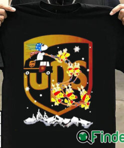 T shirt black UPS Snoopy driving Woodstock sleigh Christmas sweatshirt