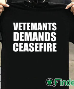 T shirt black Vetements Demands Ceasefire Shirt