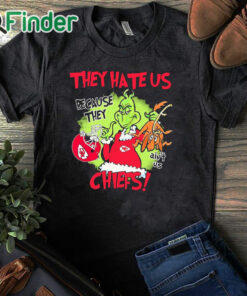 black T shirt Grinch They Hate Us Because They Ain't Us Kansas City Chiefs Shirt
