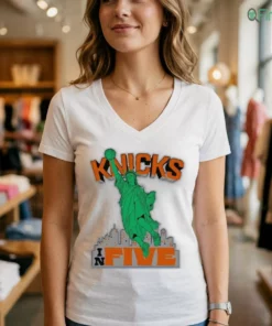 New York Knicks In Five Statue Of Liberty Basketball Shirt