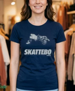 cam skattebo skatt flip graphic t shirt 1