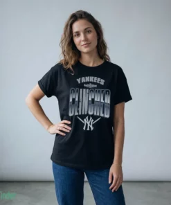 new york yankees postseason 2026 mlb clinched black tshirt female 2