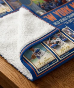 New York Mets Citi Field 2x World Series Champions Legends Facsimile Signatures Fleece Throw Blanket - Lifestyle Model Mockup